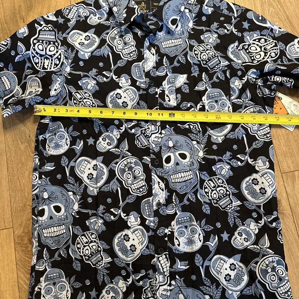 Rugby Men's Short Sleeve Button Down‎ Blue Skull Shirt Medium NEW Halloween - Picture 7 of 8